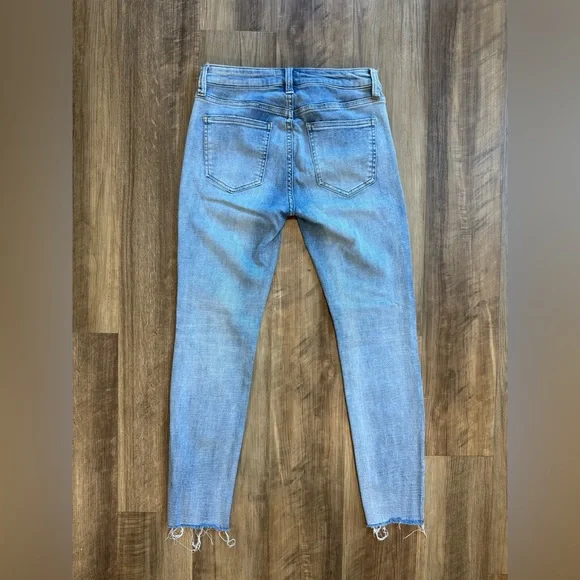 Pistola Light Wash Skinny Jeans with Raw Hem, size 27 - Picture 9 of 12